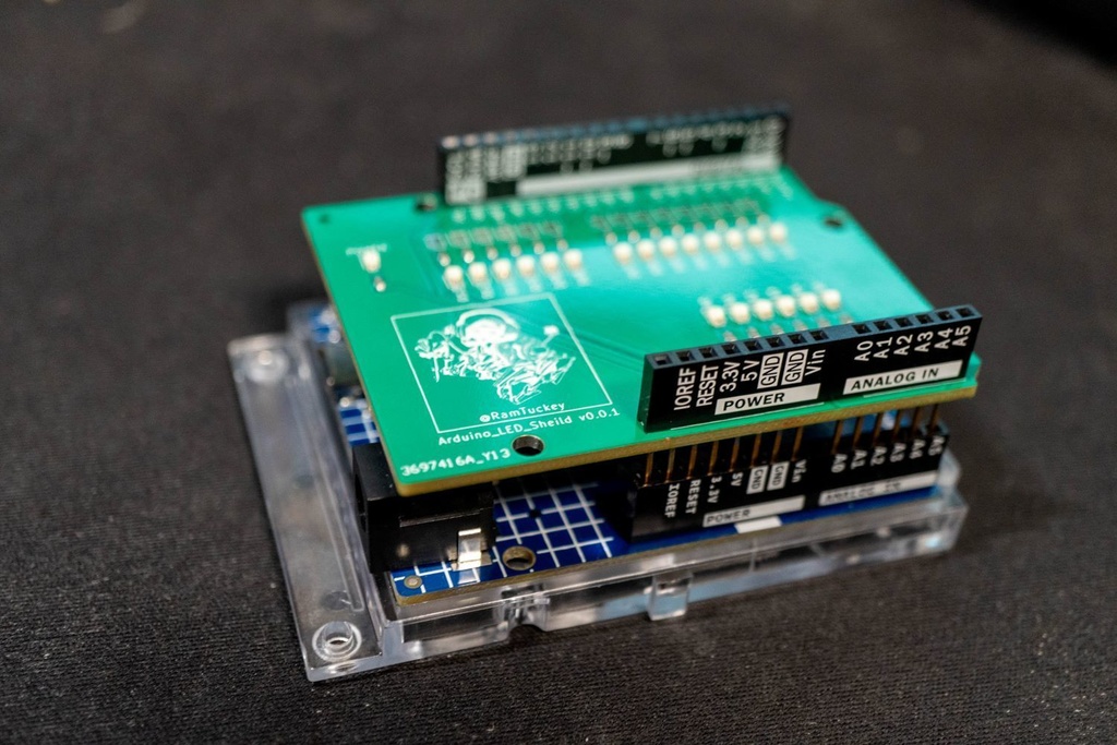 Arduino UNO用LEDシールド