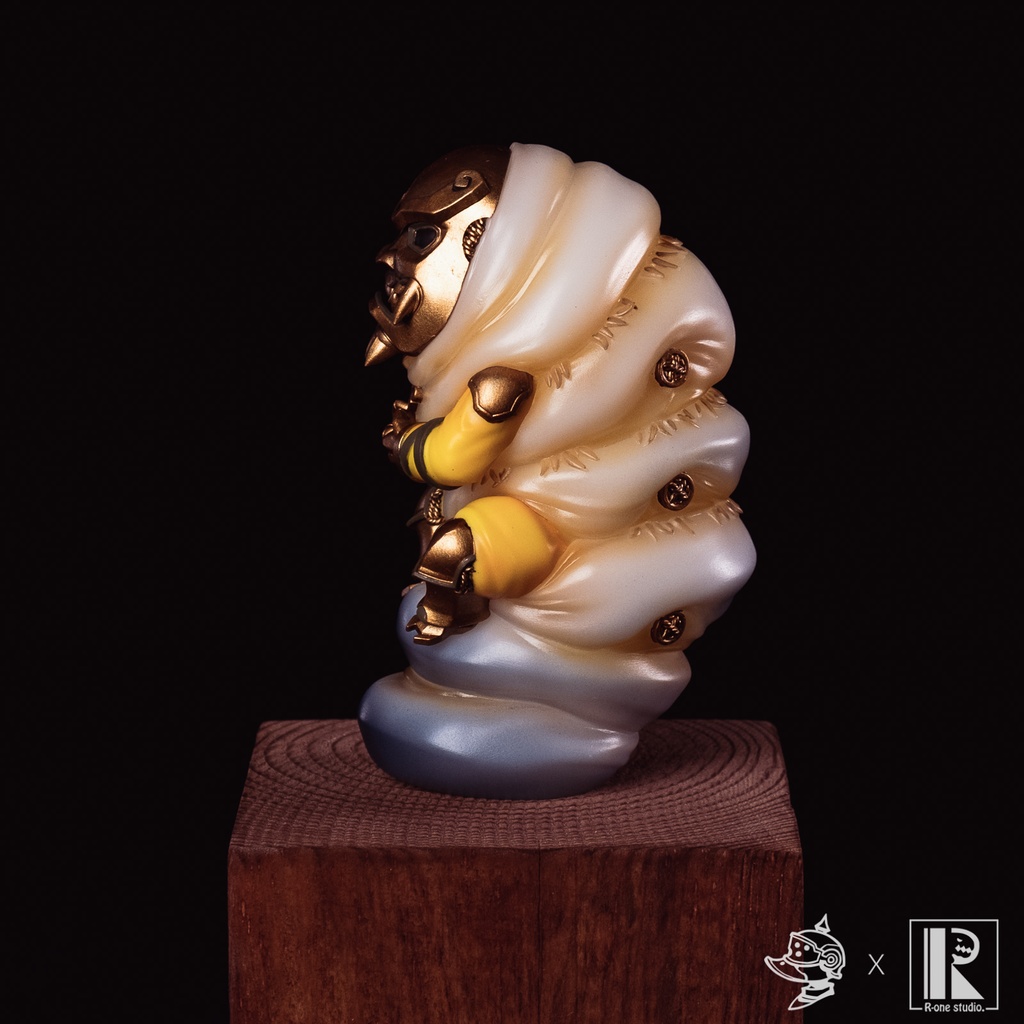 【Howard Hsu x R-one studio】姬兜虫 -蛹&幼虫-