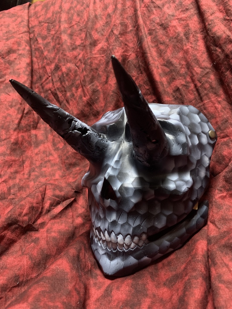 鬼骸面　六紋黒