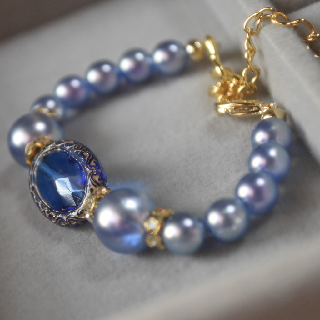 青いビーズのマスク留め(2Way)