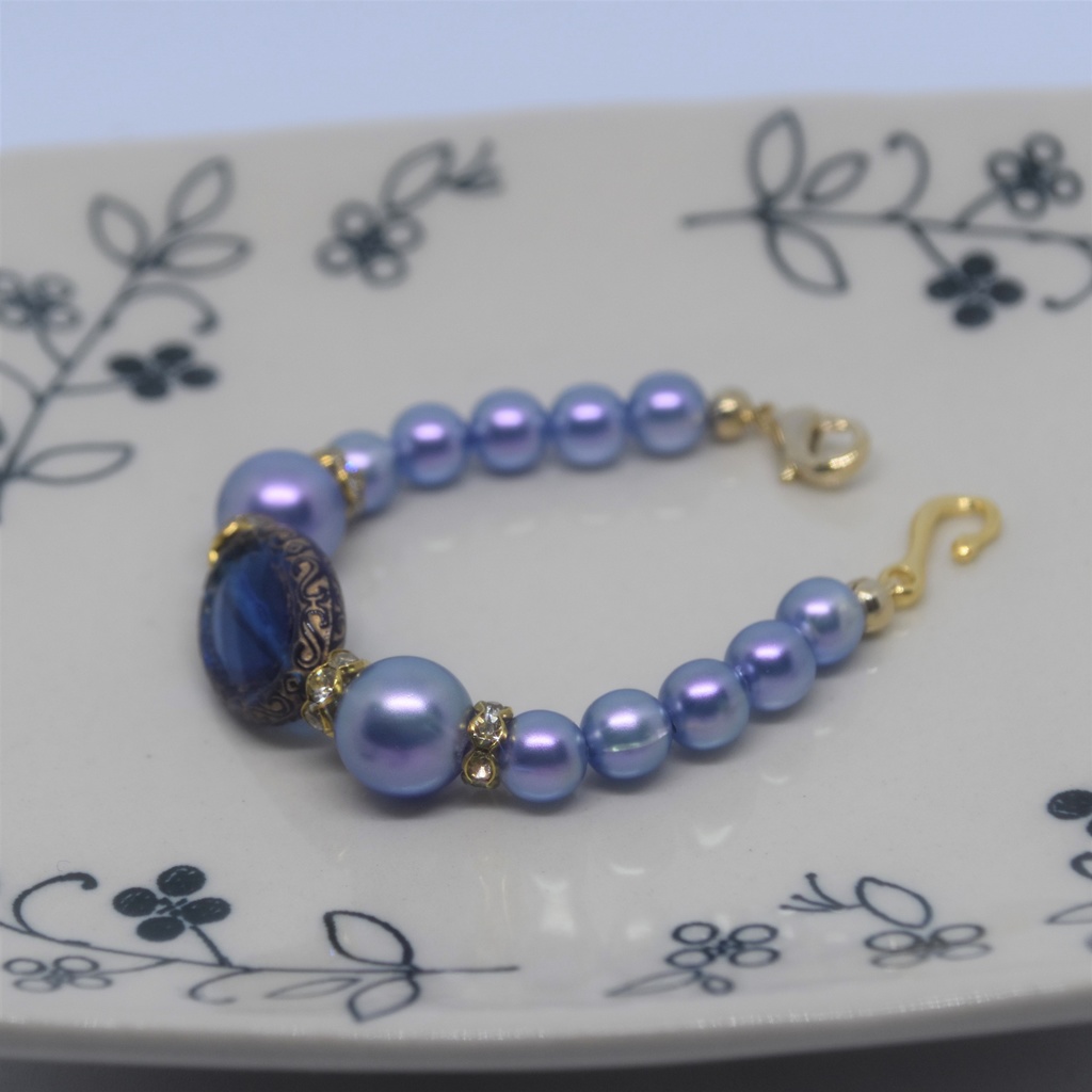 青いビーズのマスク留め(2Way)