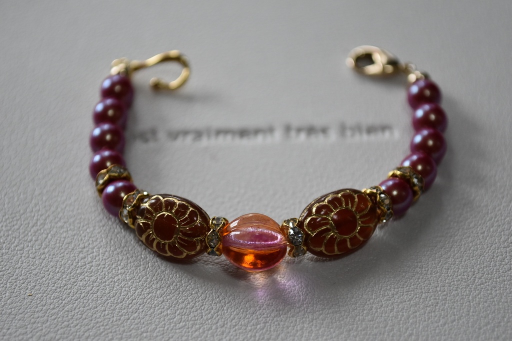 アラベスクフラワーのマスク留め・赤(2Way)