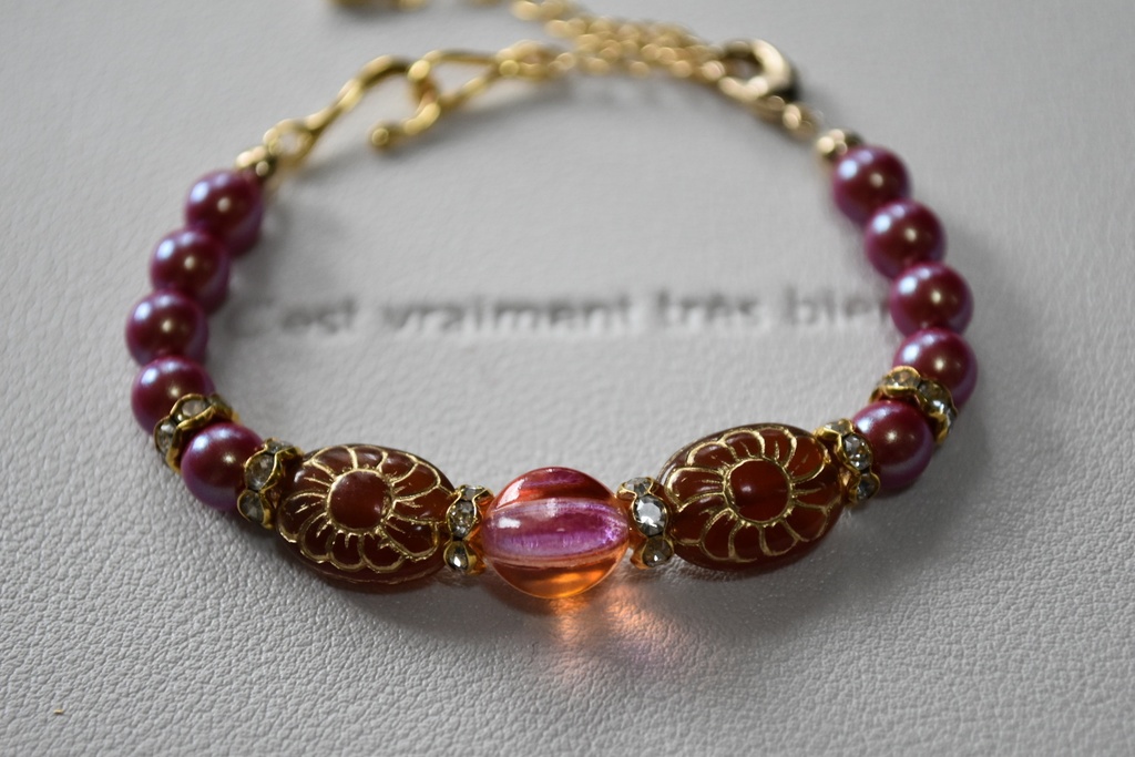 アラベスクフラワーのマスク留め・赤(2Way)