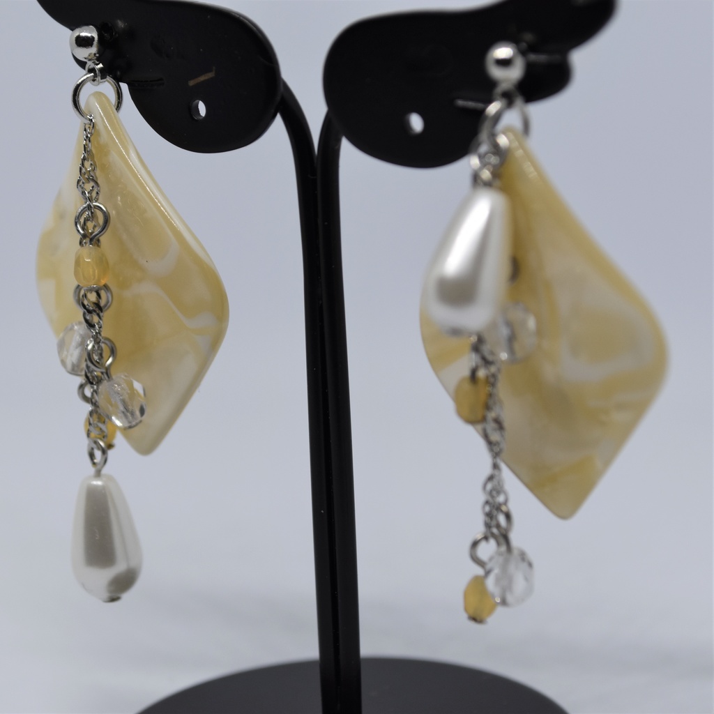 バニラミルク ピアス/イヤリング【レトロ喫茶シリヰズ】