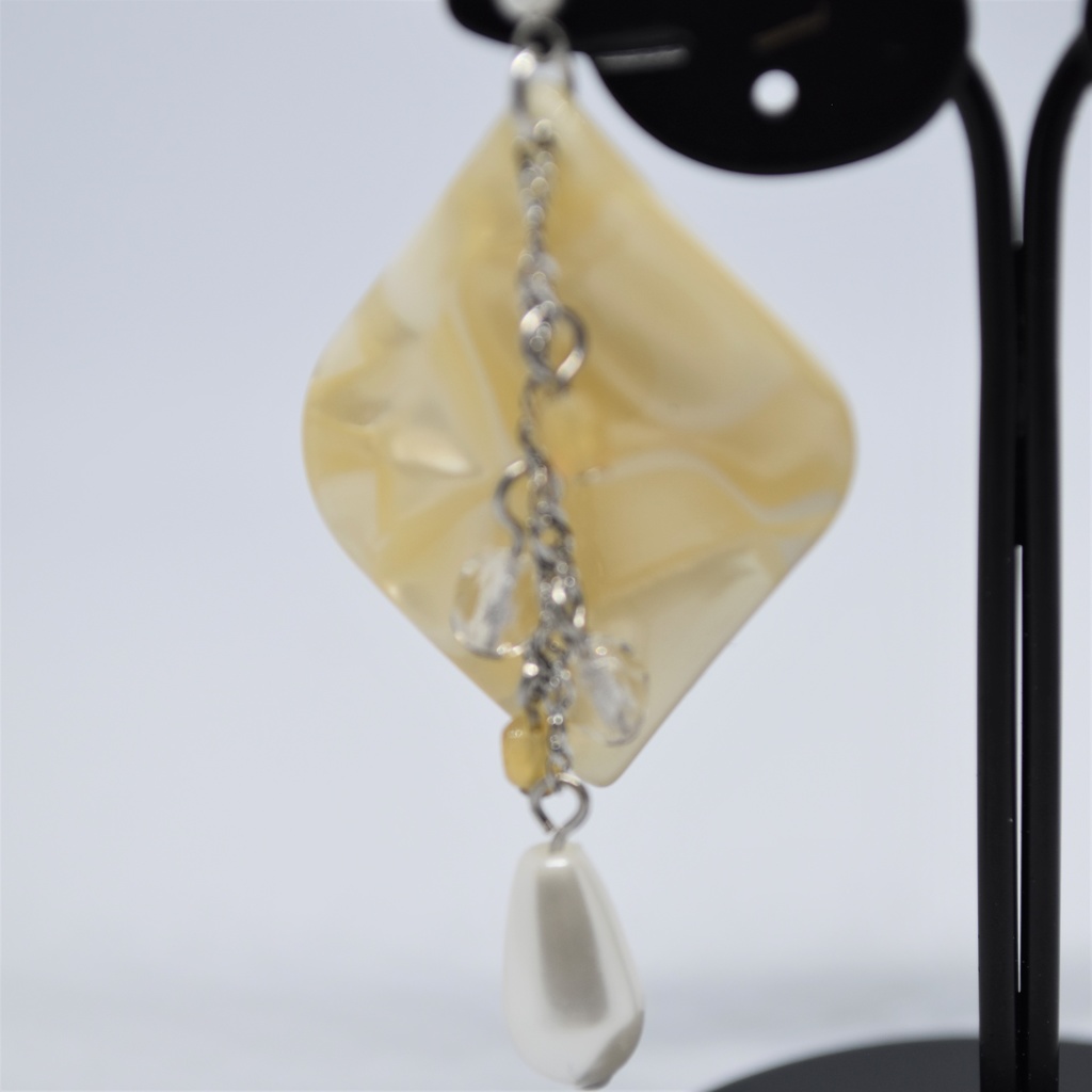 バニラミルク ピアス/イヤリング【レトロ喫茶シリヰズ】