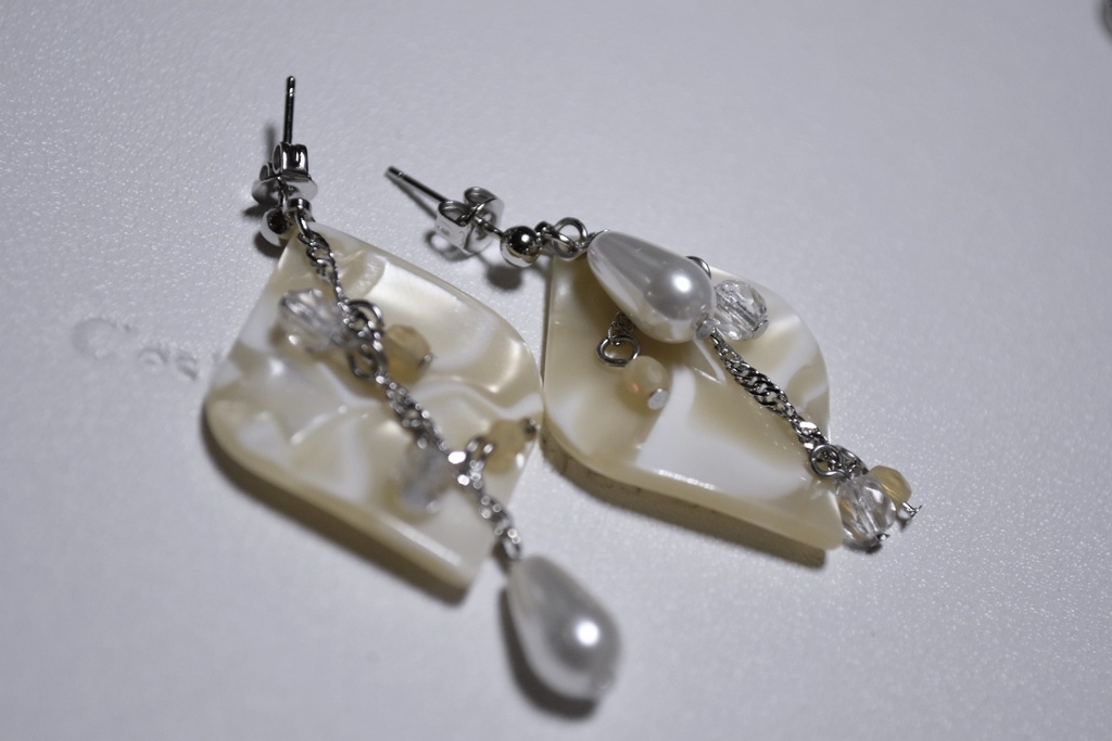 バニラミルク ピアス/イヤリング【レトロ喫茶シリヰズ】