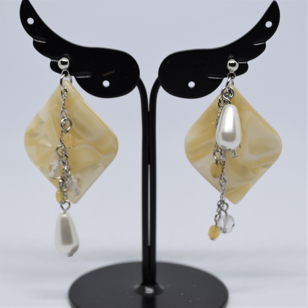 バニラミルク ピアス/イヤリング【レトロ喫茶シリヰズ】