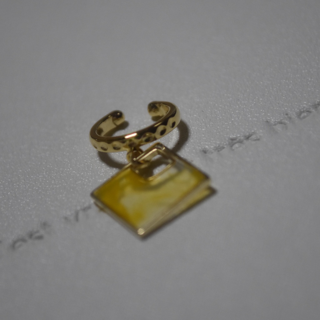 sparkle イヤーカフ