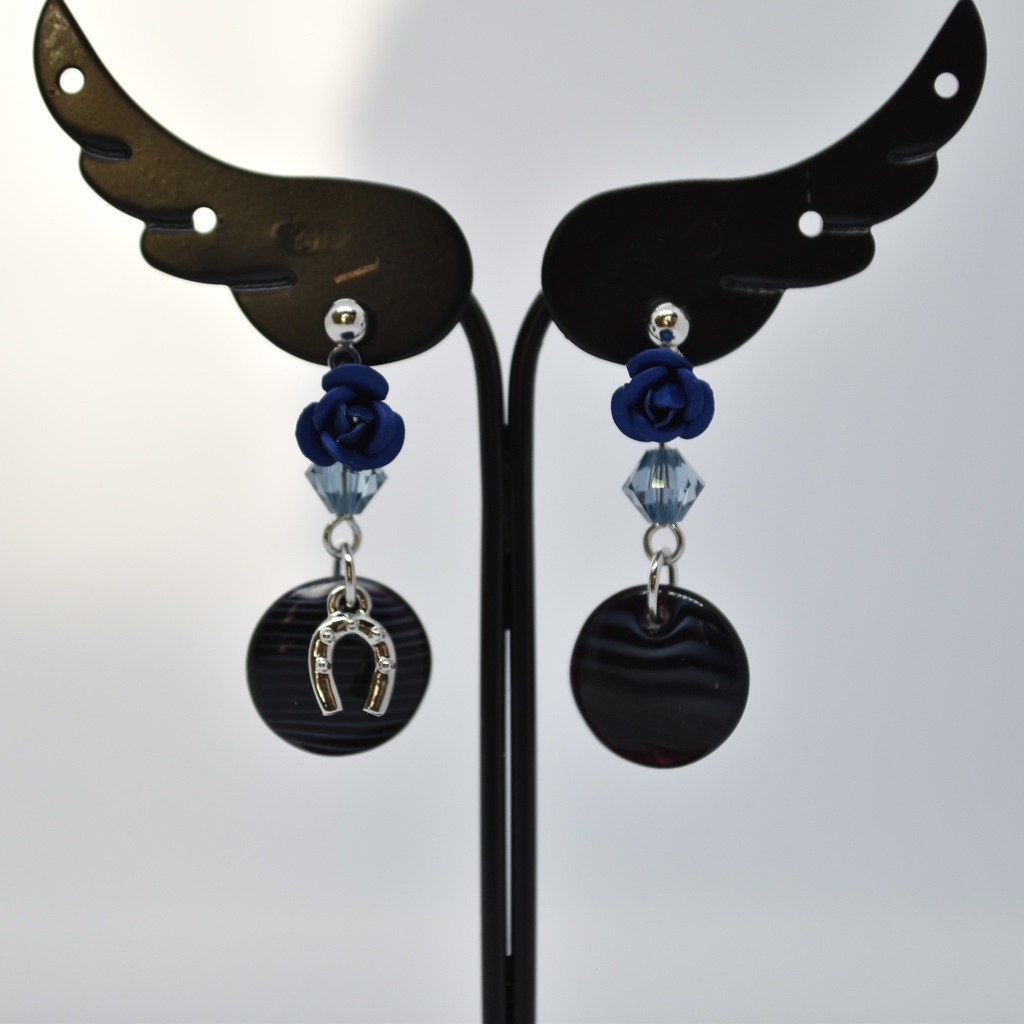 青薔薇とホースシューのピアス/イヤリング【イメージアクセサリー】