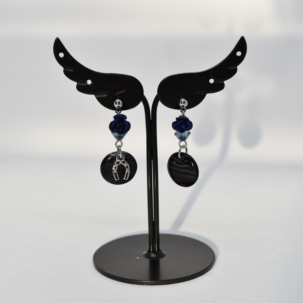青薔薇とホースシューのピアス/イヤリング【イメージアクセサリー】