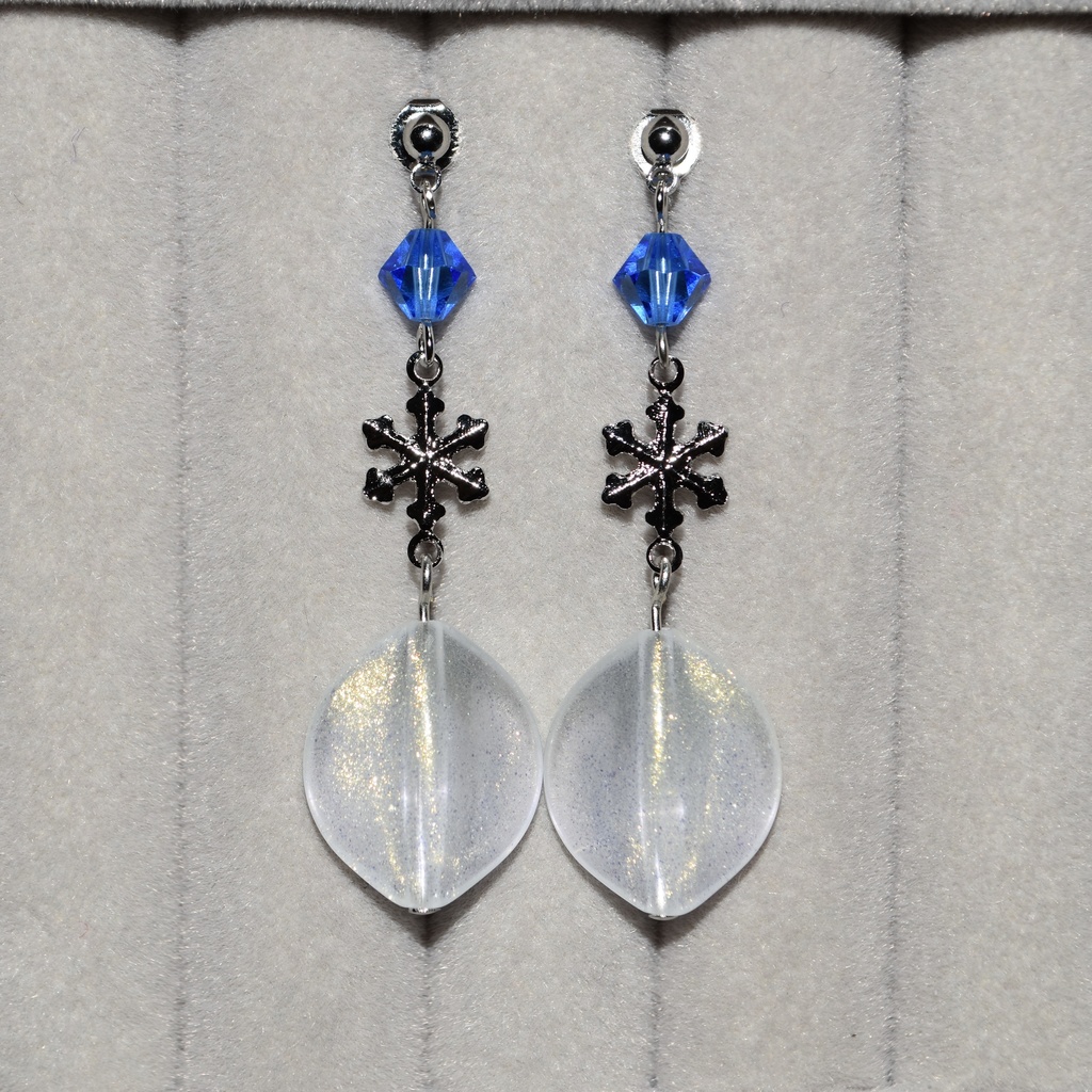 falling snow ピアス/イヤリング 【FF14イメージアクセサリー】