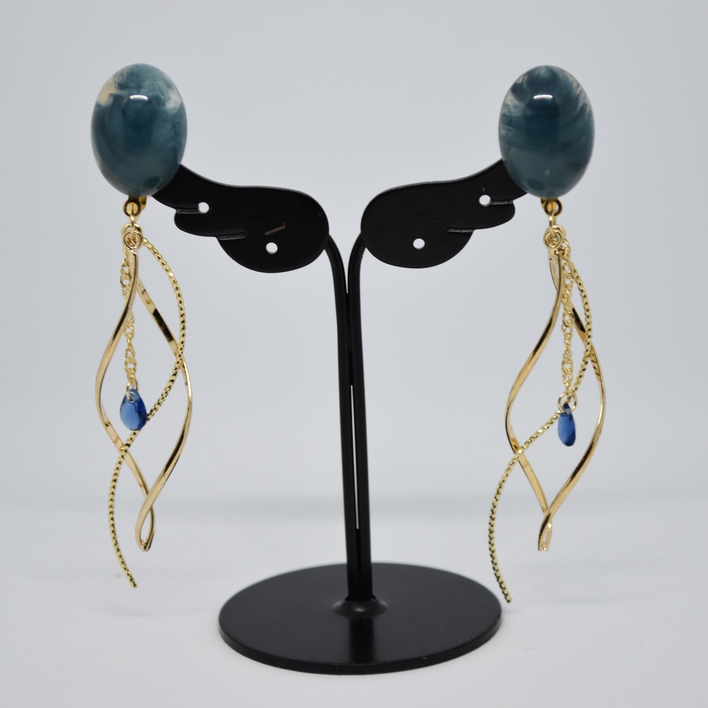 【受注生産】深海色の耳飾り