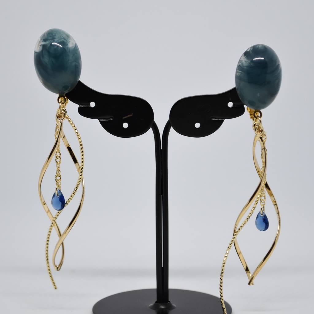 【受注生産】深海色の耳飾り