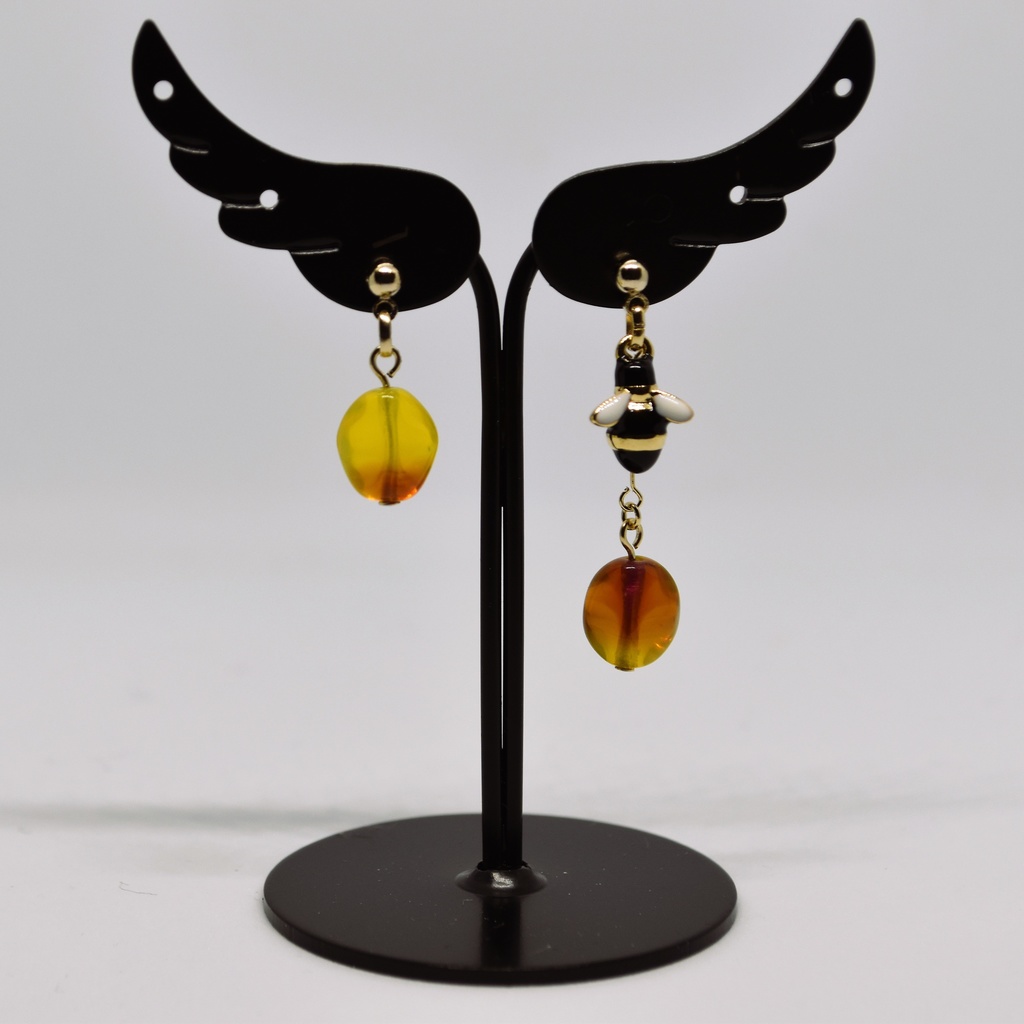 みつばちのピアス/イヤリング