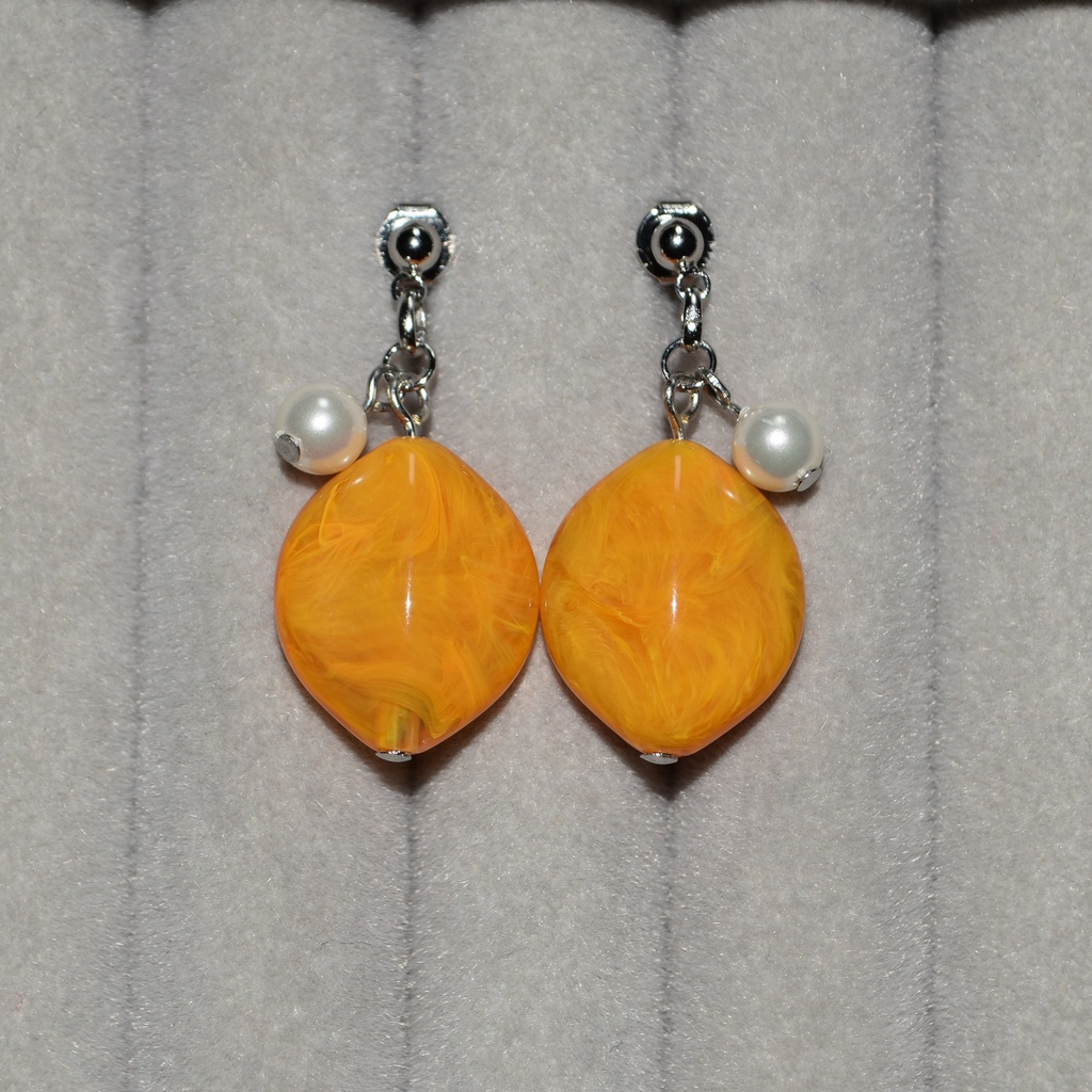 マンゴープリンのピアス/イヤリング【レトロ喫茶シリヰズ】