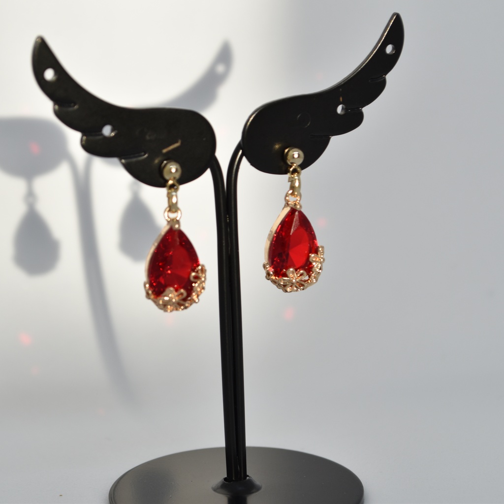 硝子どろっぷの耳飾り 深紅