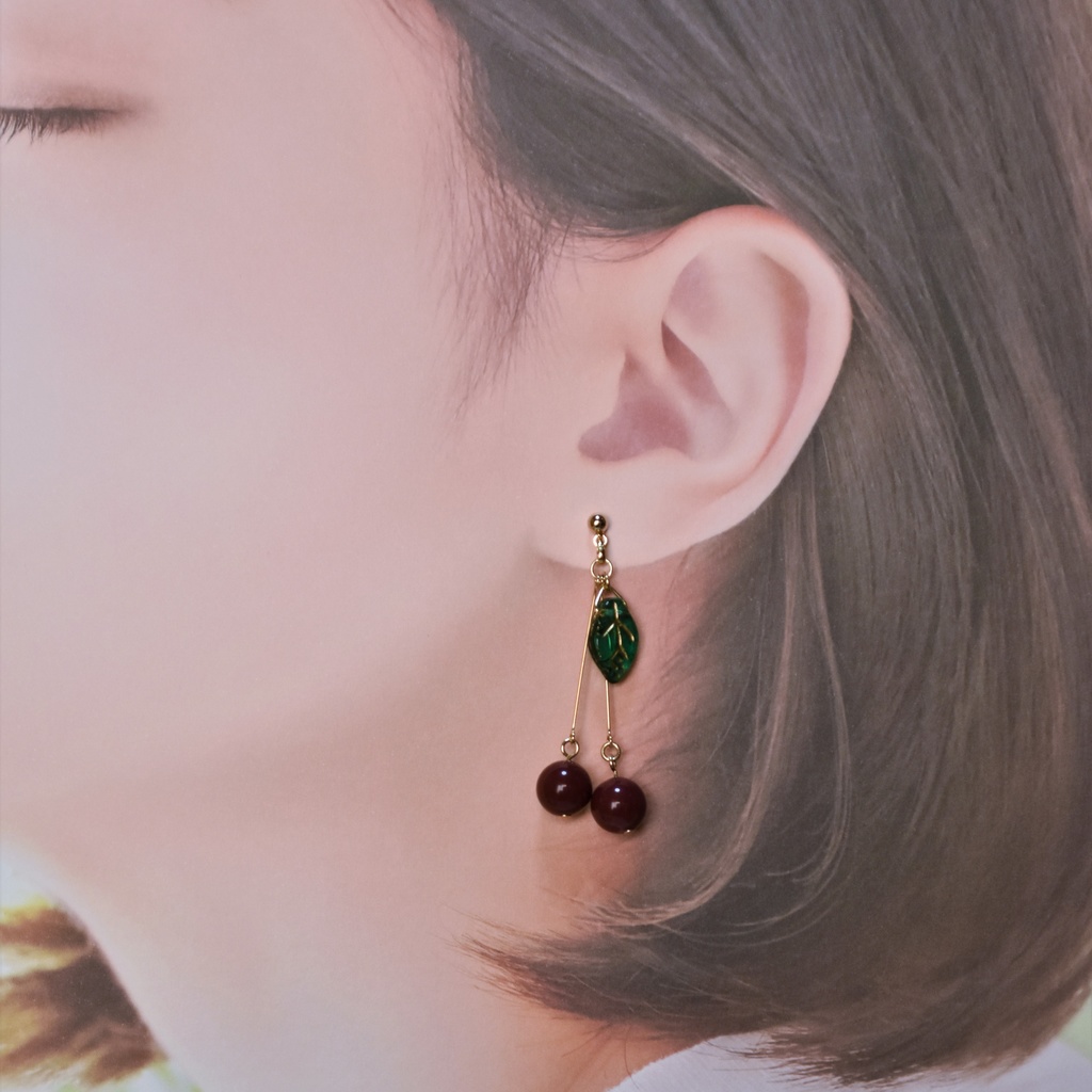 さくらんぼのピアス/イヤリング