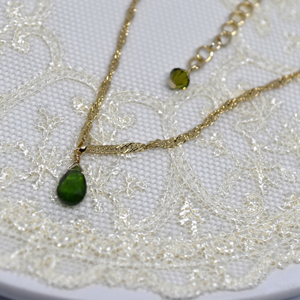 深緑のペンダントセット(ペンダント・耳飾り)