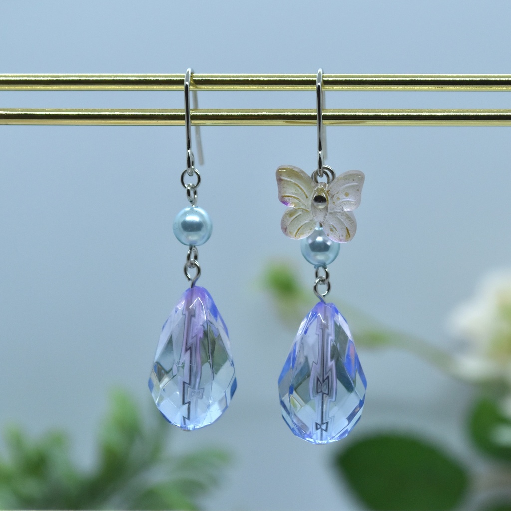 あわいの欠片の耳飾り(F:青紫~青)