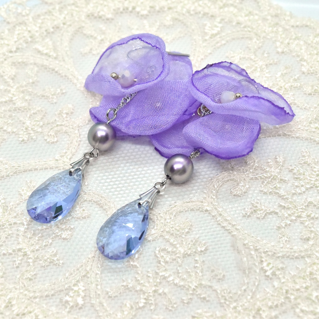 真実を見通す目:B【ヒュトロダエウスイメージ ピアス/イヤリング 】