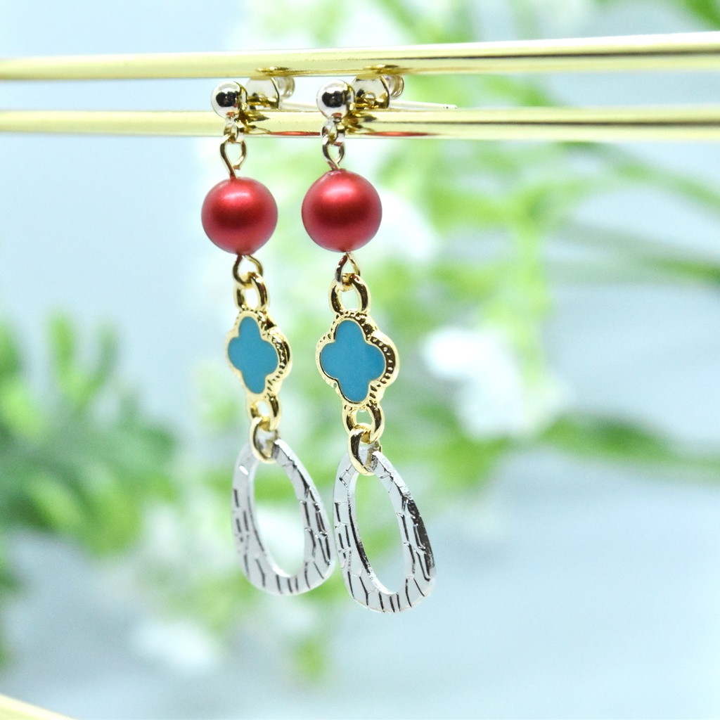 ある太守の肖像【ヴァルシャン イメージ ピアス/イヤリング 】