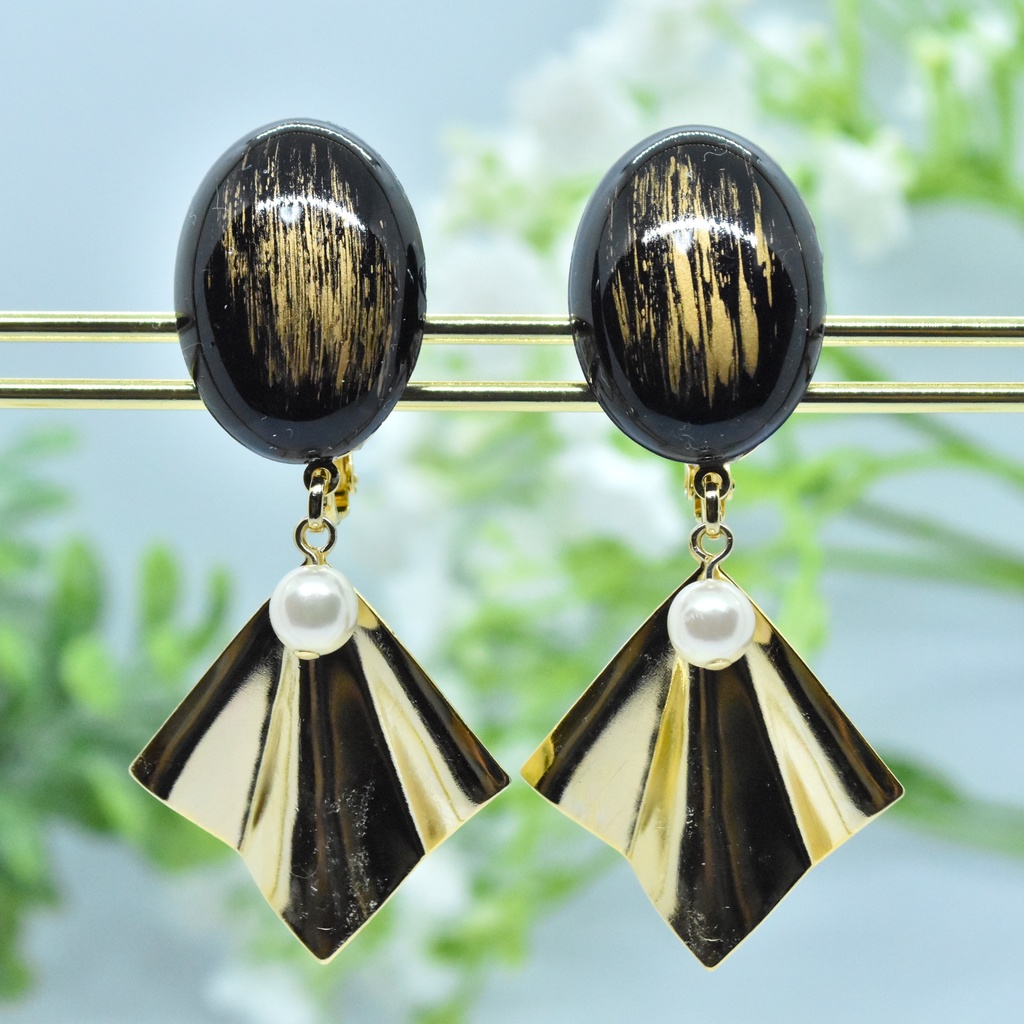 国父の肖像【キャラクターイメージピアス/イヤリング 】