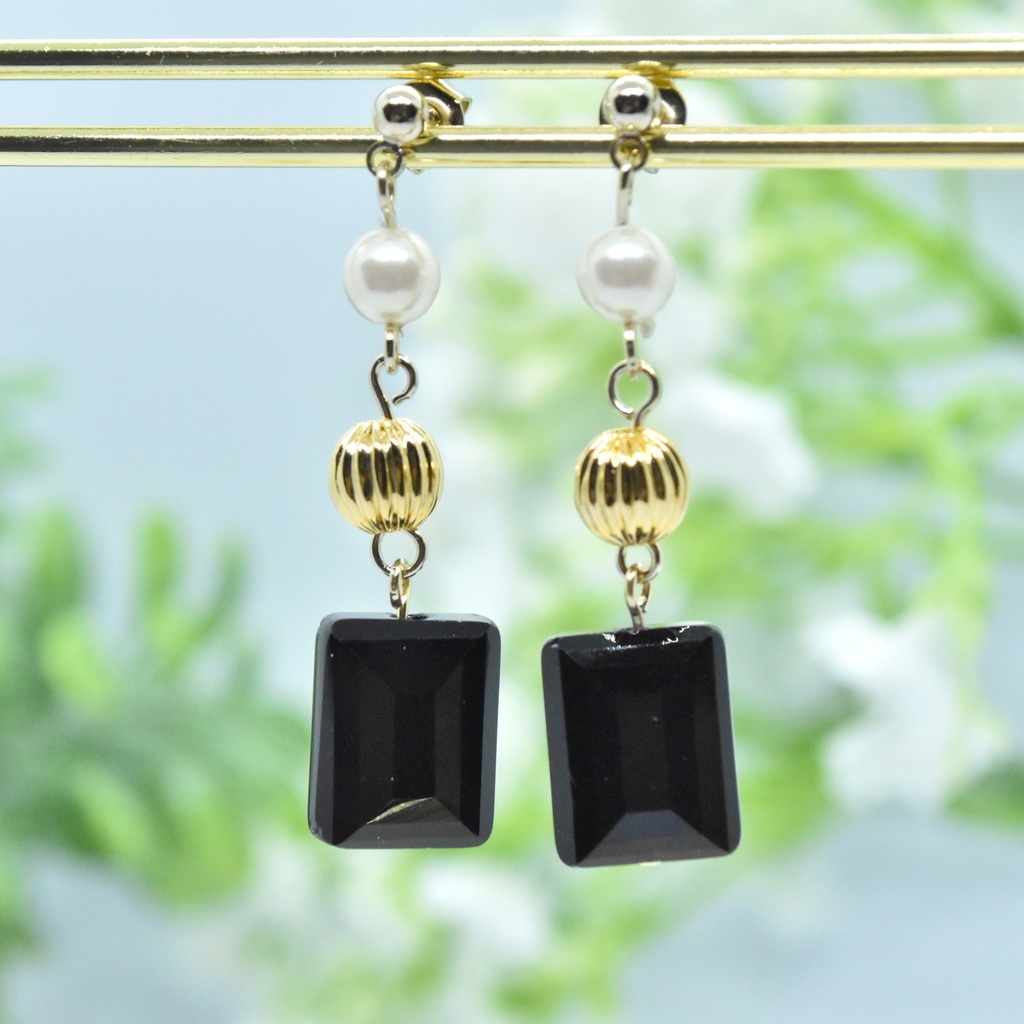 国父の肖像(ミニ)【キャラクターイメージピアス/イヤリング 】