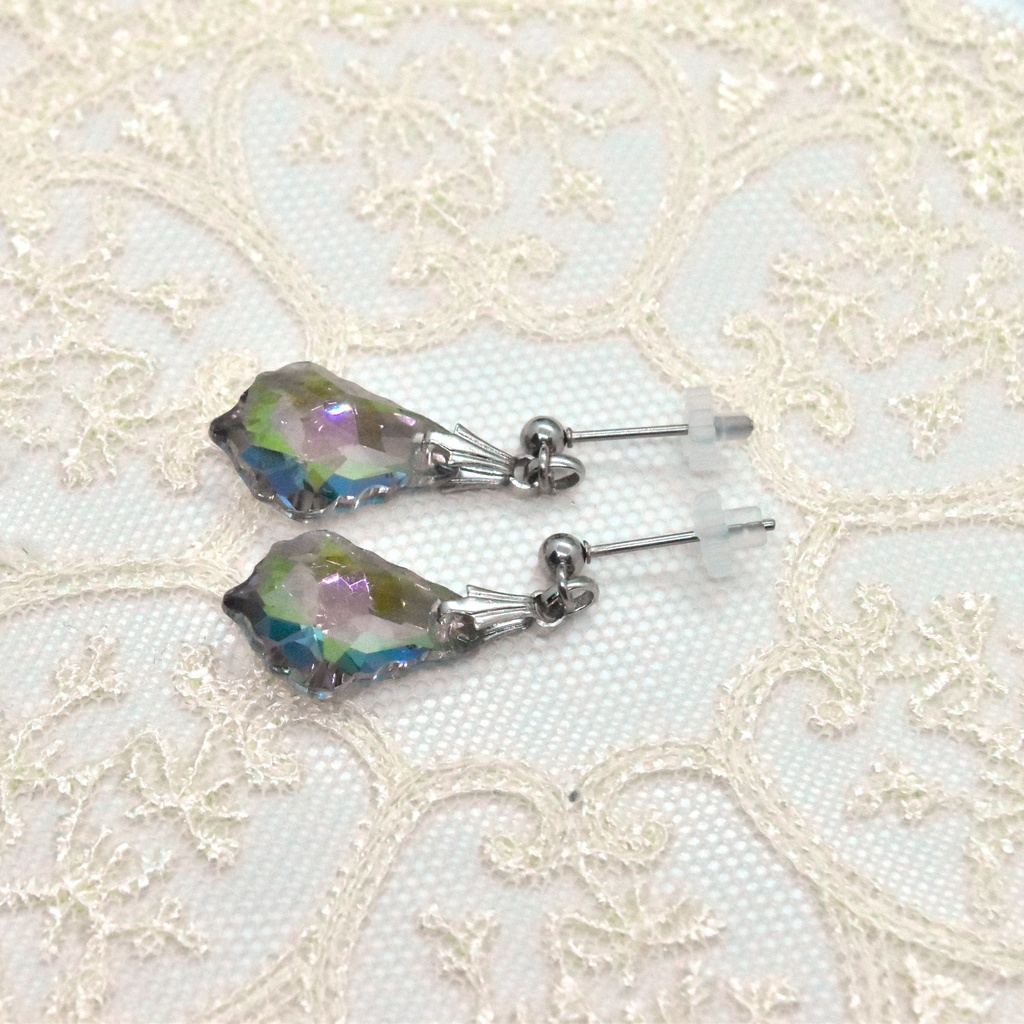 宵闇の欠片【キャラクターイメージピアス/イヤリング 】