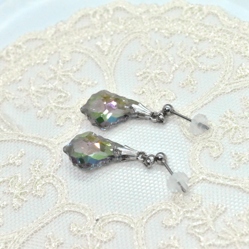 宵闇の欠片【キャラクターイメージピアス/イヤリング 】