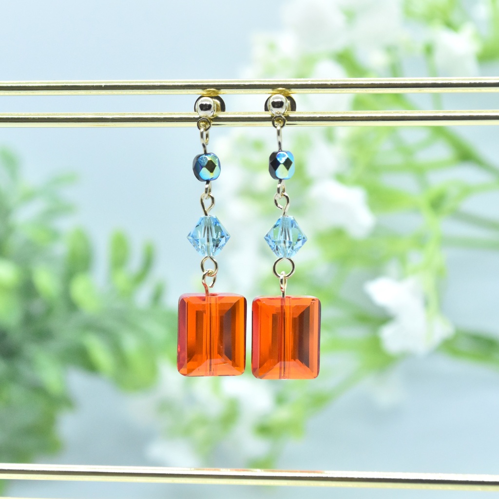 紅眼の守護者:B【キャラクターイメージピアス/イヤリング】