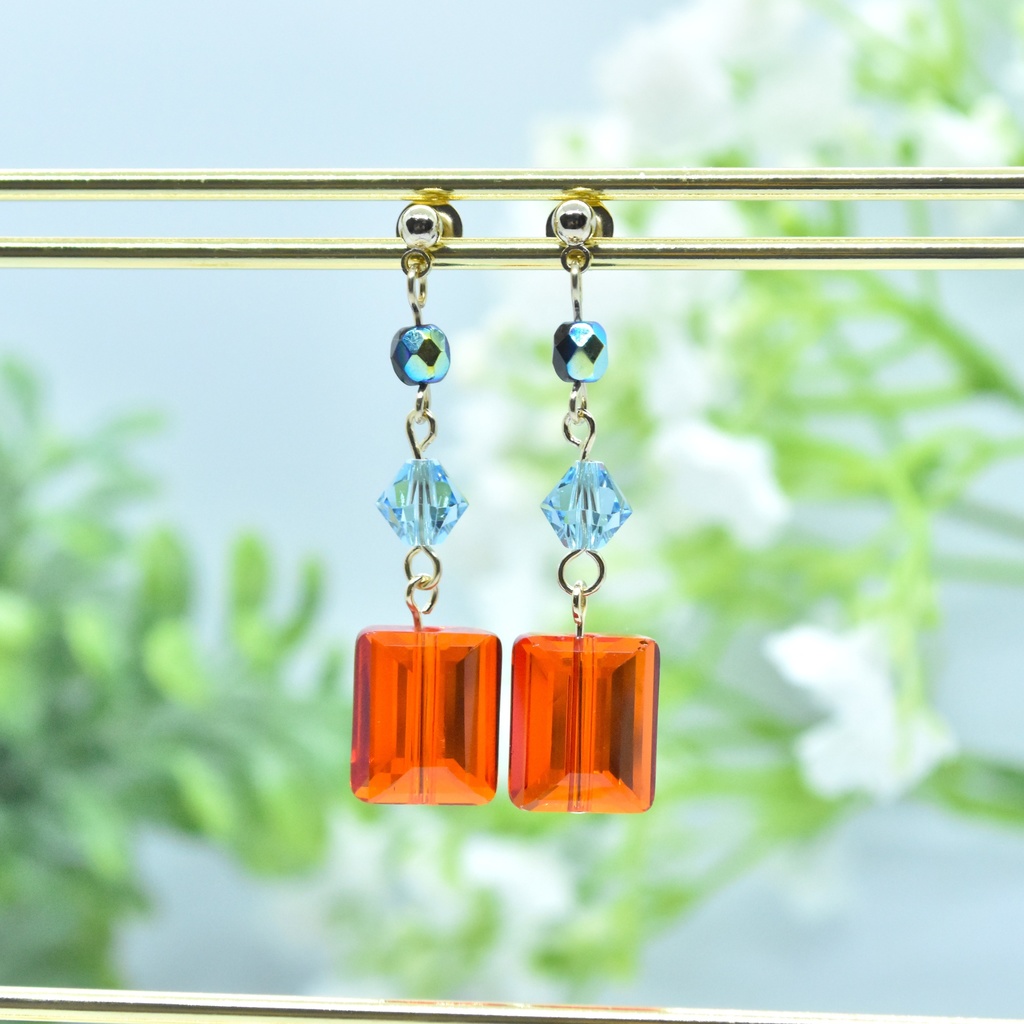 紅眼の守護者:B【キャラクターイメージピアス/イヤリング】