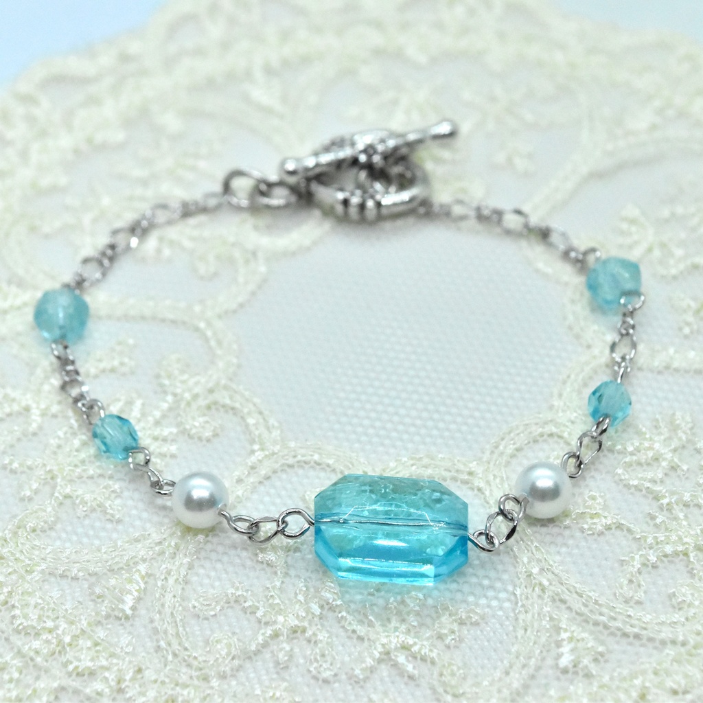 青いヴィンテージビーズのマンテルブレスレット