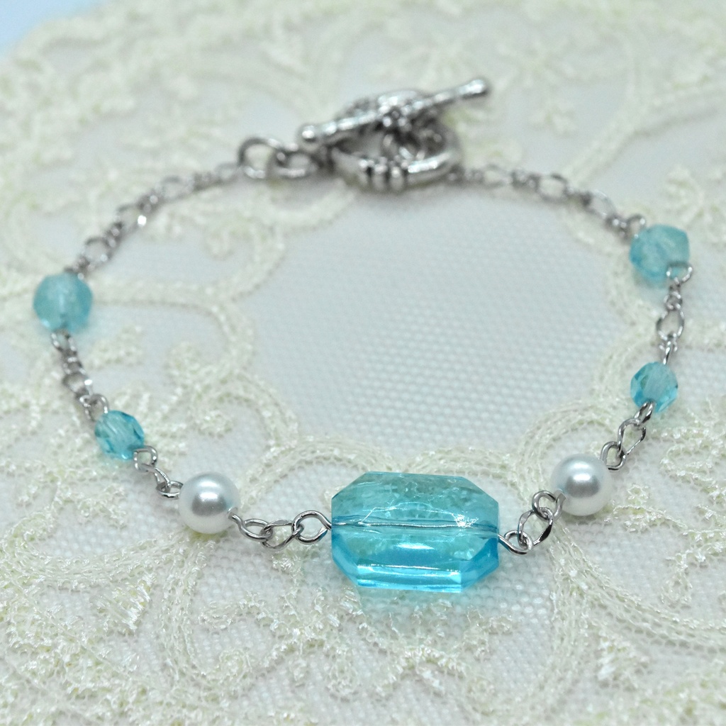 青いヴィンテージビーズのマンテルブレスレット