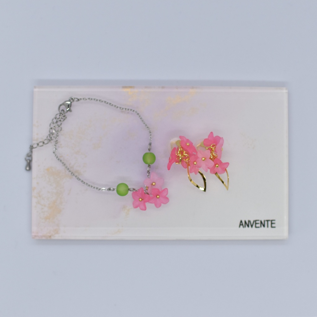 桃の花イヤリング