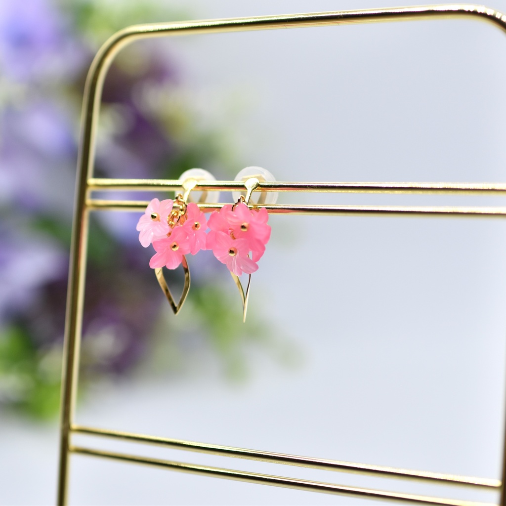 桃の花イヤリング
