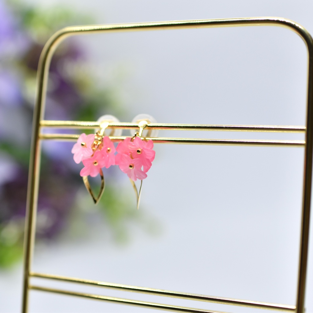 桃の花イヤリング