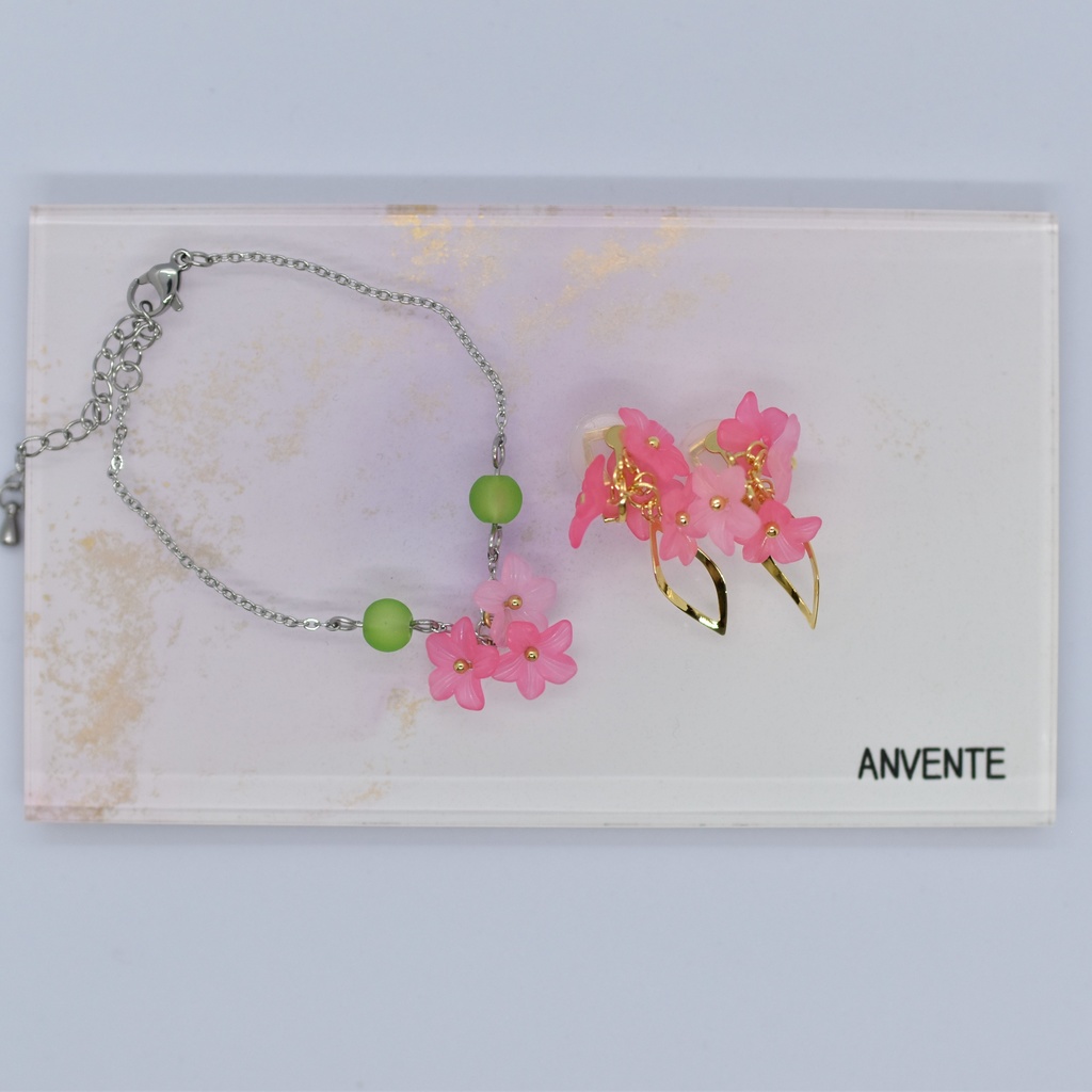 桃の花イヤリング