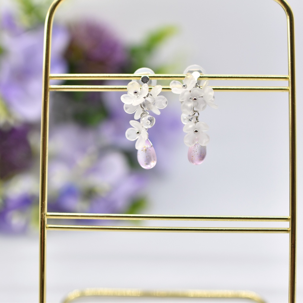 ライラックイヤリング(ピアス変更可能)