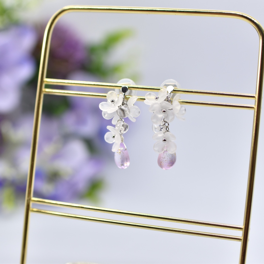 ライラックイヤリング(ピアス変更可能)