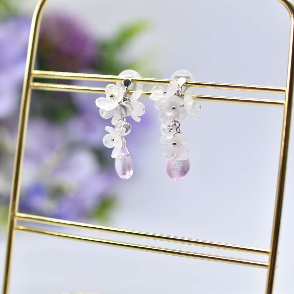 ライラックイヤリング(ピアス変更可能)