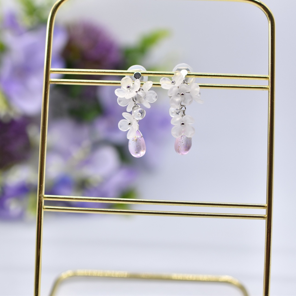 ライラックイヤリング(ピアス変更可能)