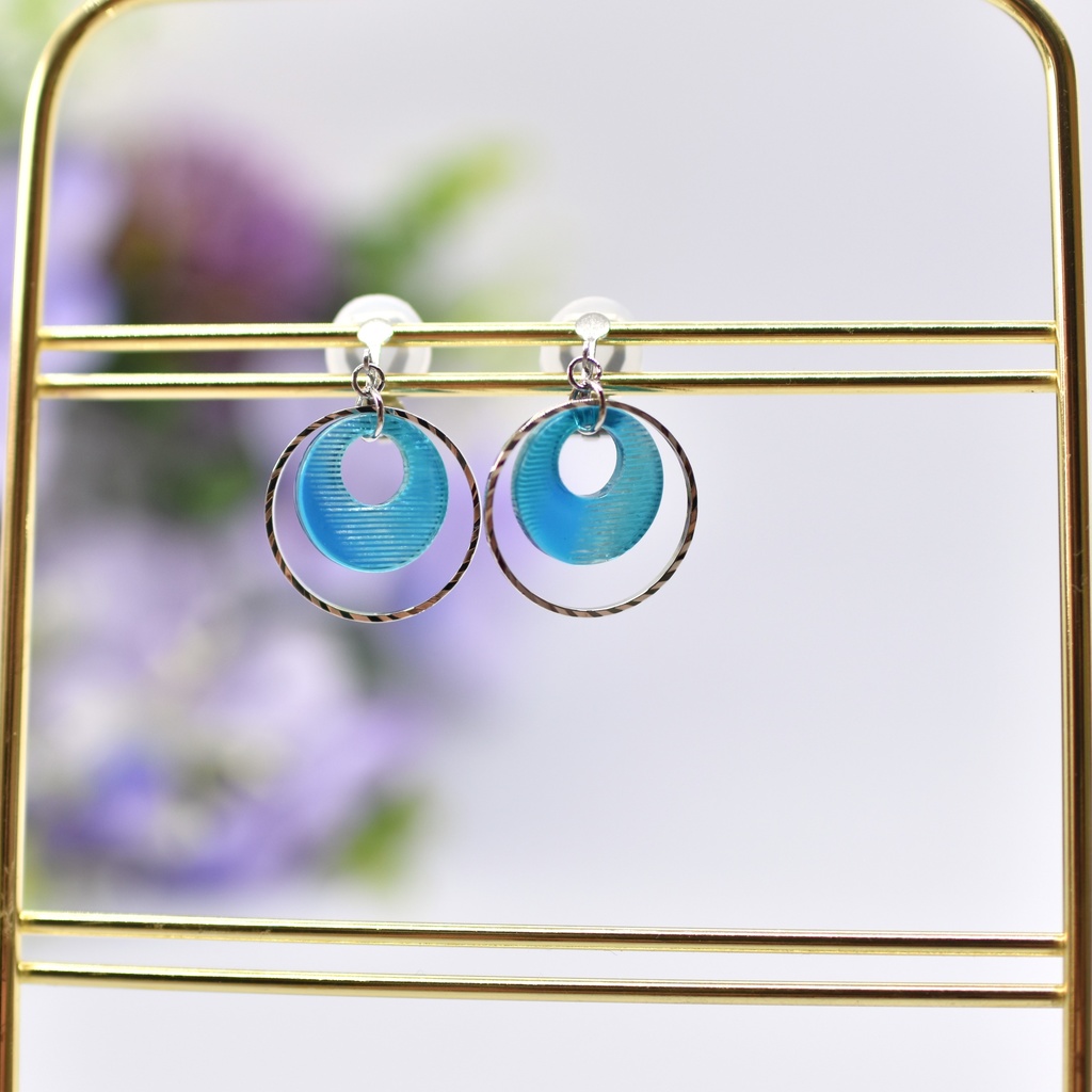 【再販不可】みなも イヤリング・青(ピアス変更可能)