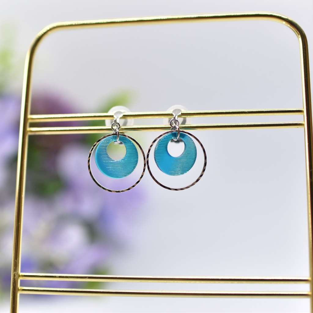 【再販不可】みなも イヤリング・青(ピアス変更可能)