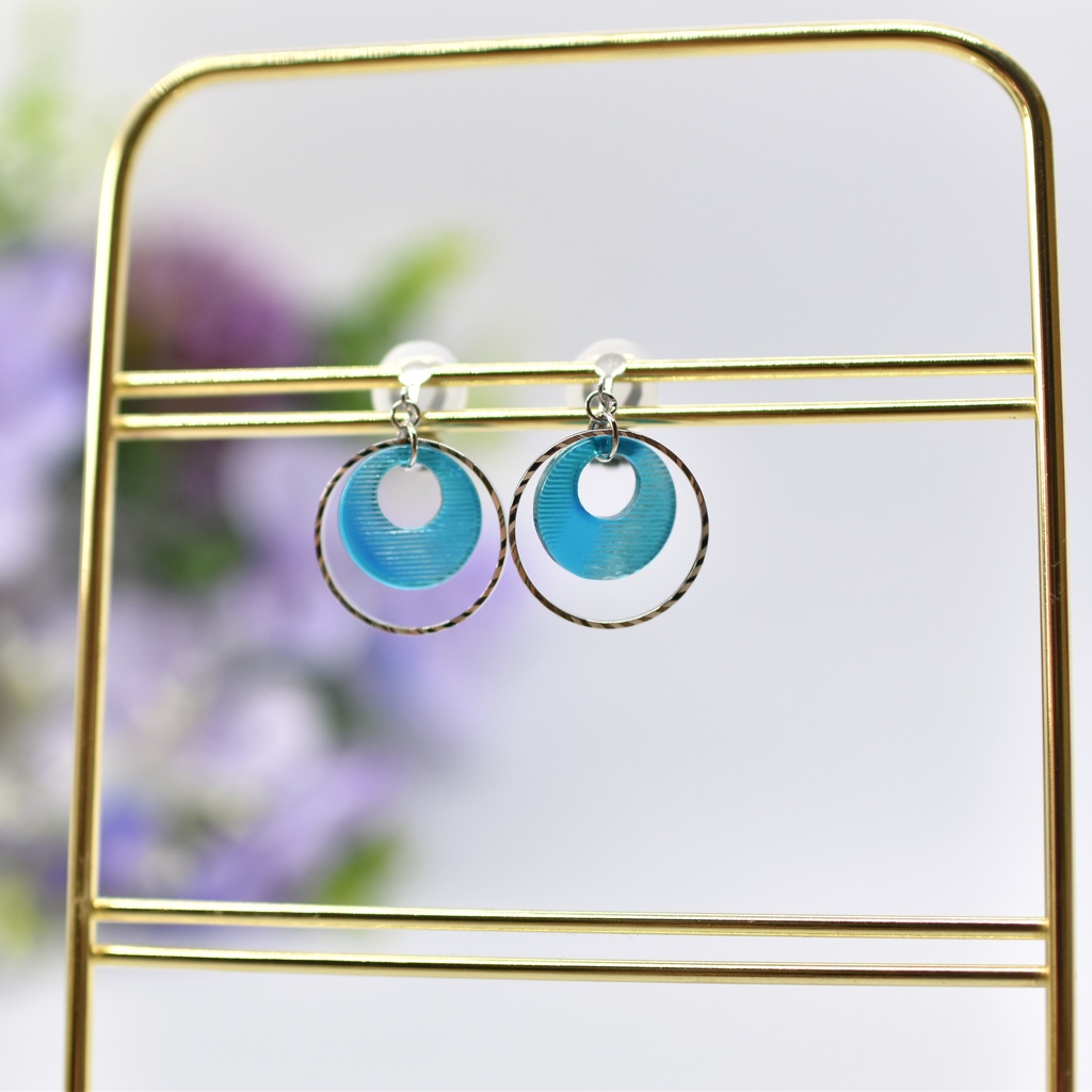【再販不可】みなも イヤリング・青(ピアス変更可能)
