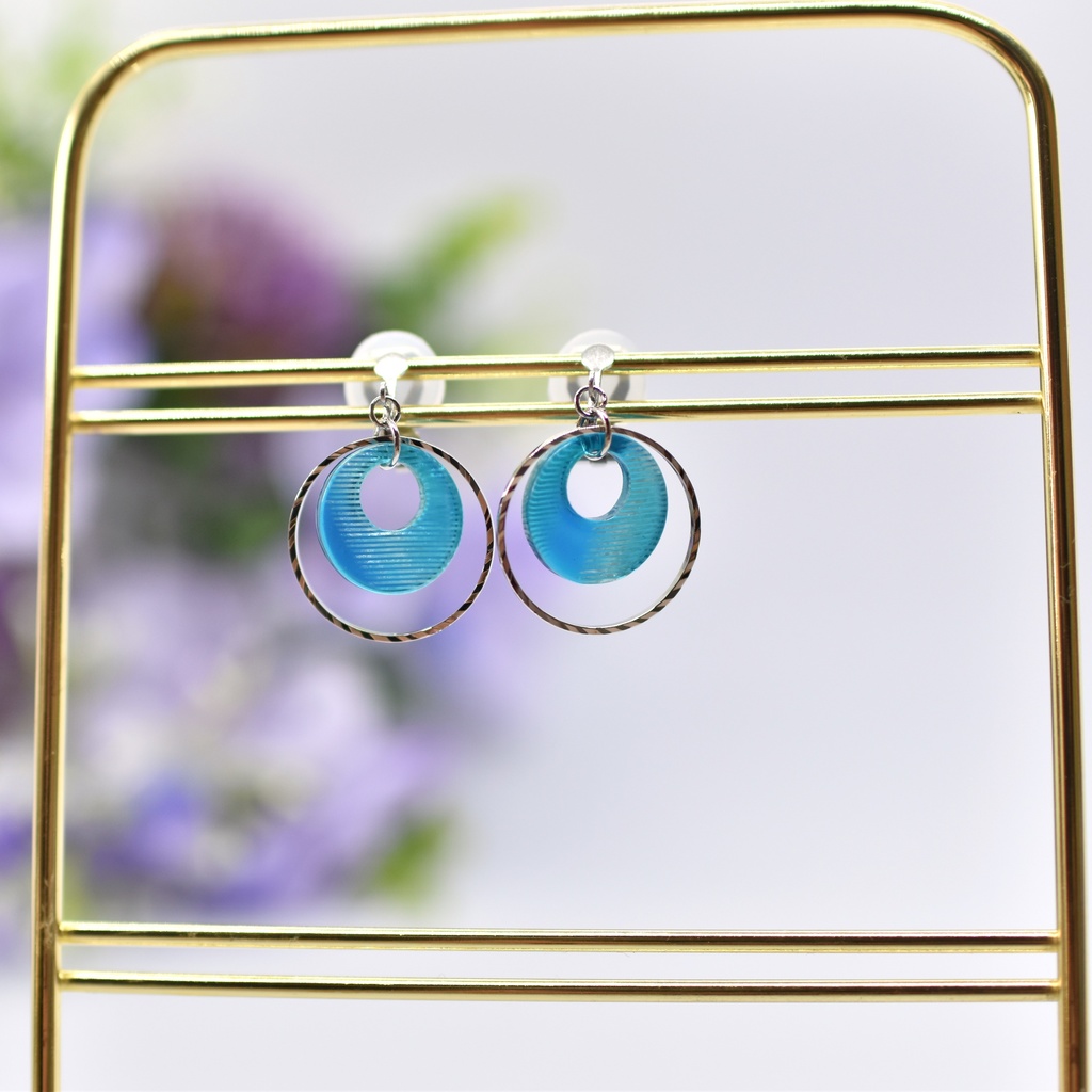 【再販不可】みなも イヤリング・青(ピアス変更可能)