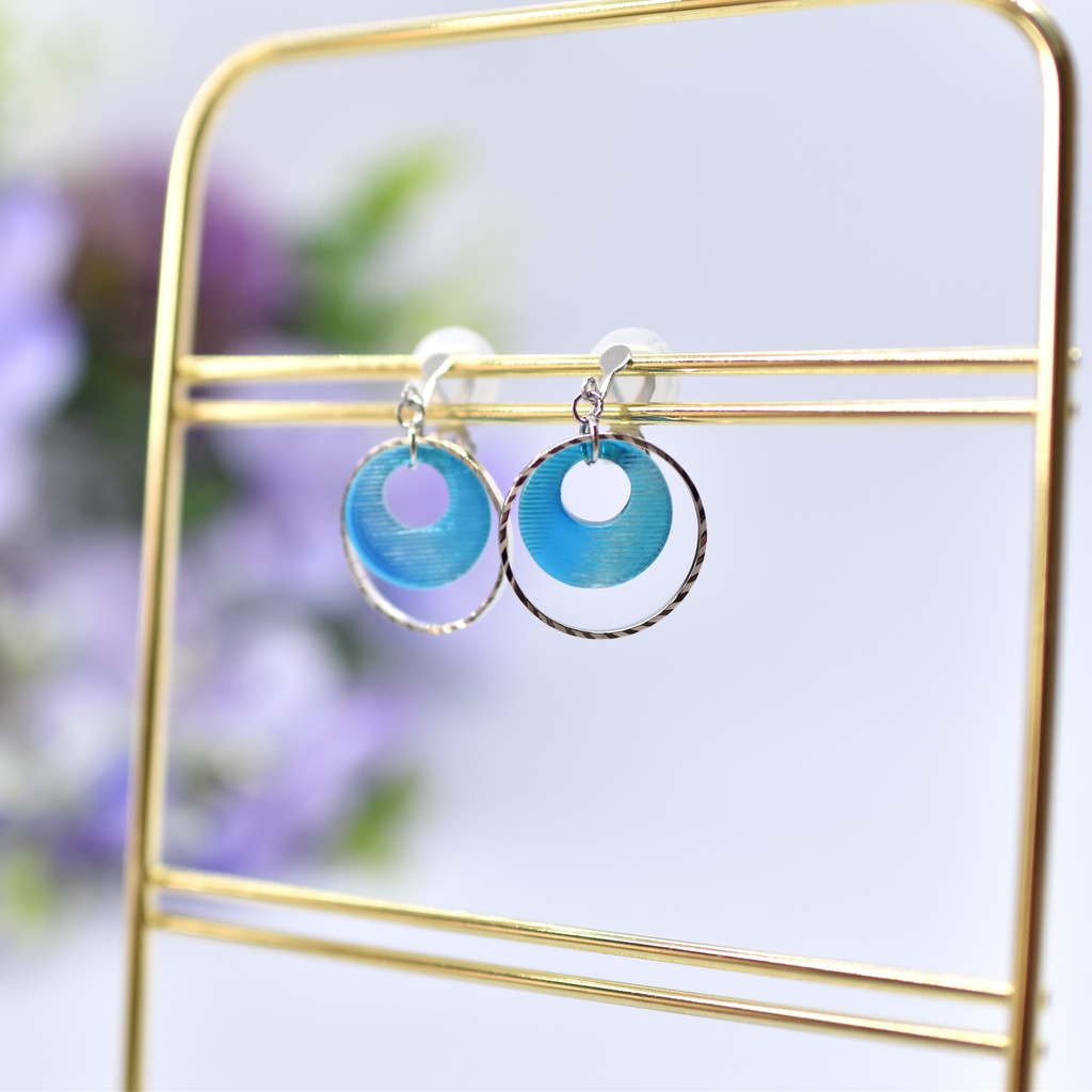【再販不可】みなも イヤリング・青(ピアス変更可能)