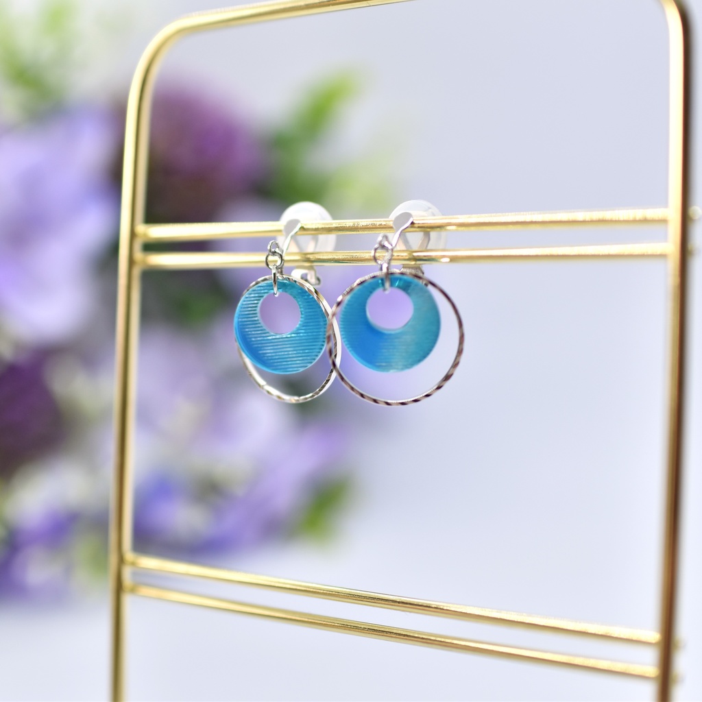 【再販不可】みなも イヤリング・青(ピアス変更可能)