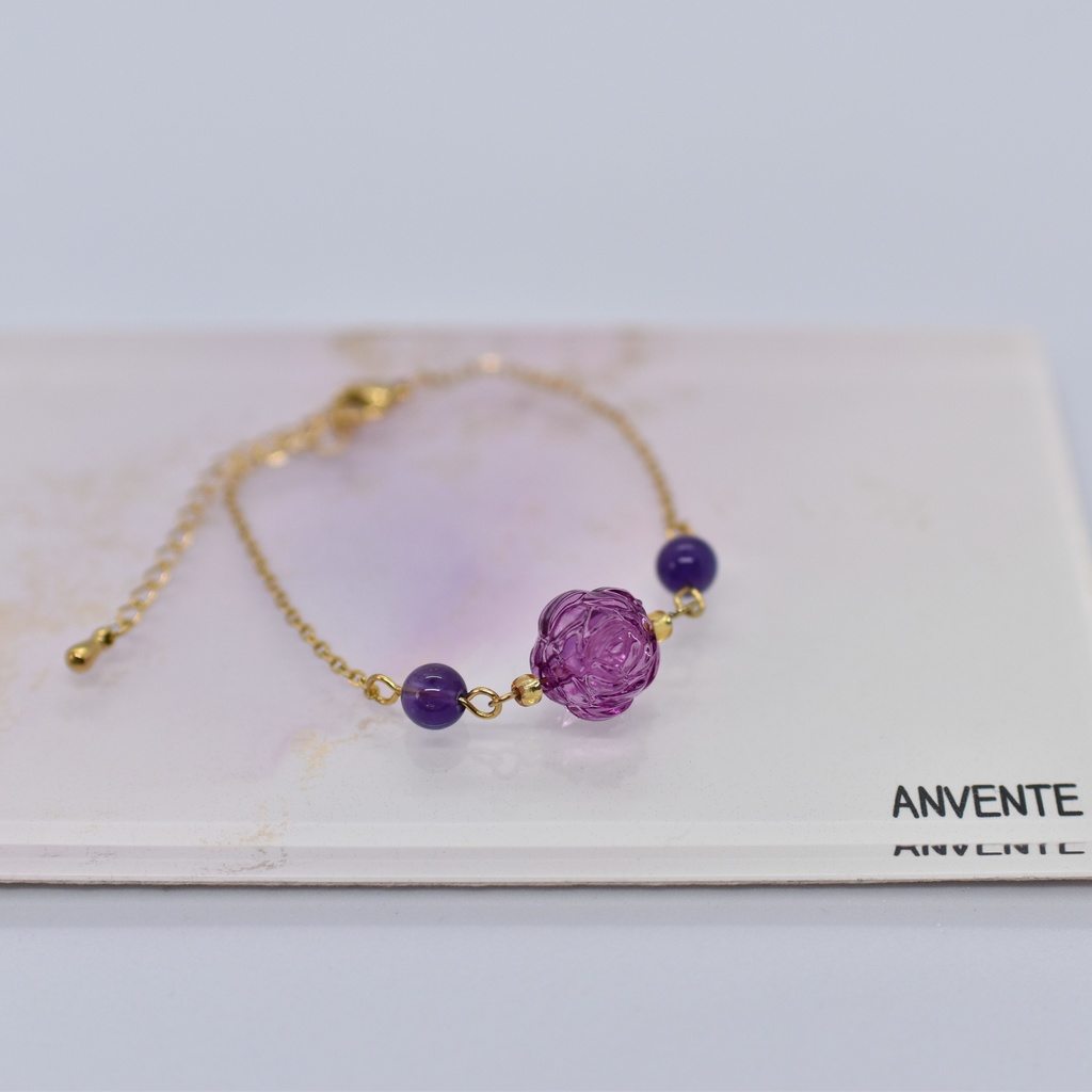 ローズの手染めビーズ ブレスレット