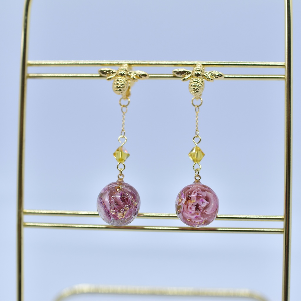 【Atelier petit Lotus様コラボ】honey bee イヤリング【再販予定なし】