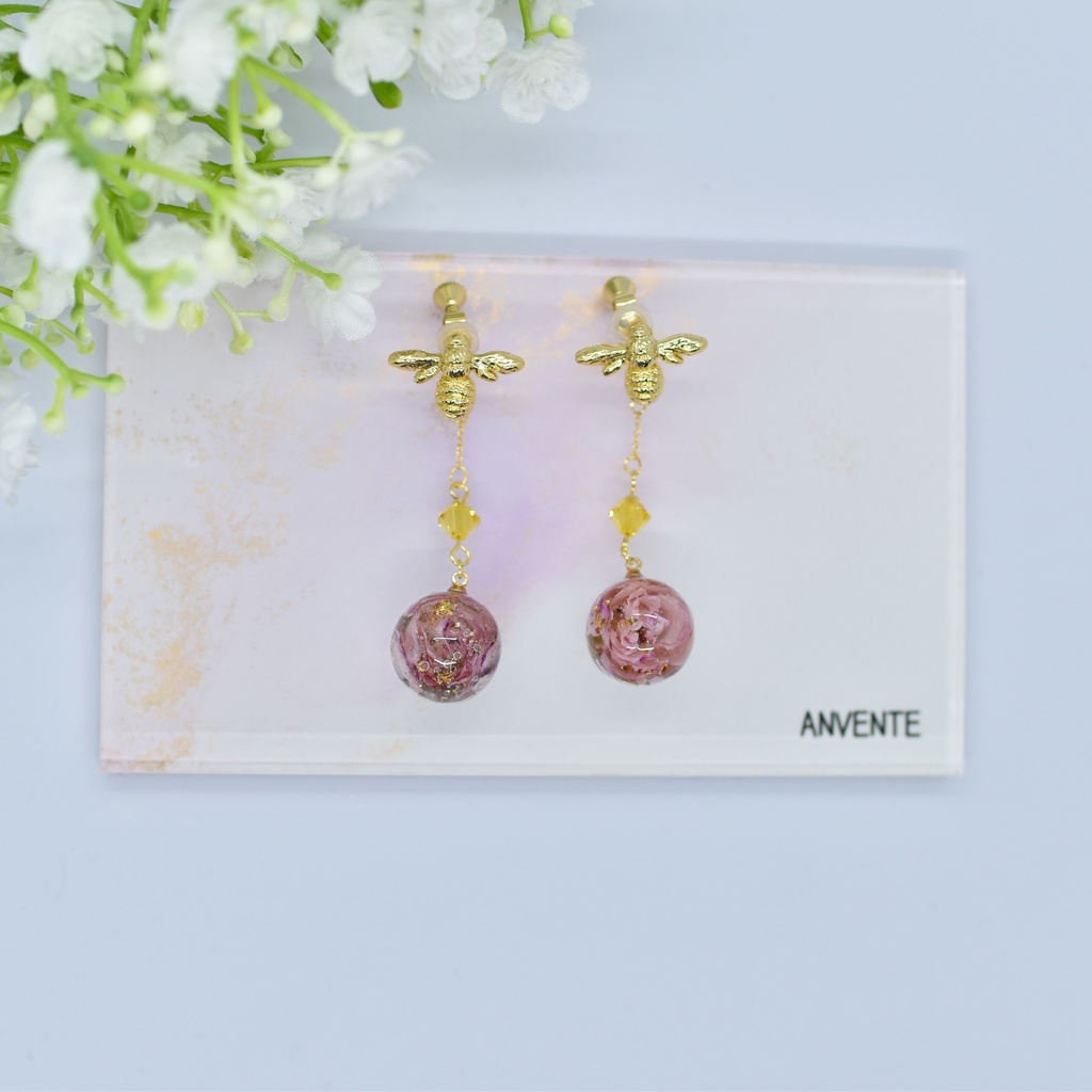 【Atelier petit Lotus様コラボ】honey bee イヤリング【再販予定なし】